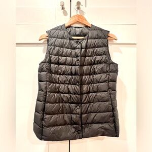 Uniqlo Ultra light down vest